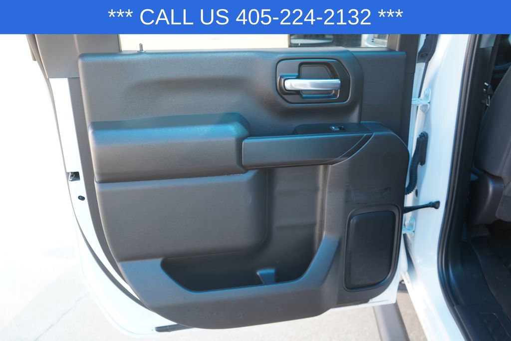 Used 2025 Chevrolet Silverado 2500 Custom w/ Custom Value Package image 30