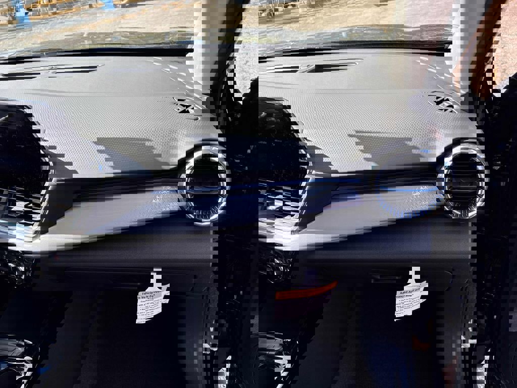 New 2026 Chevrolet Trax LT w/ Driver Confidence Package image 45