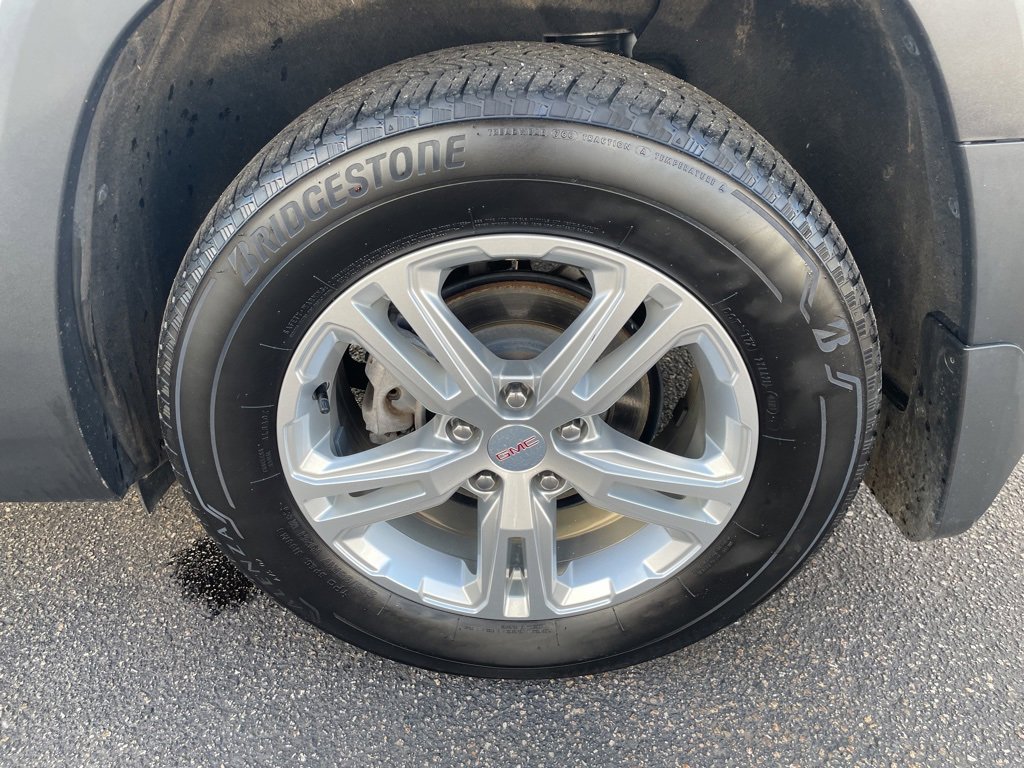 Certified 2022 GMC Terrain SLE w/ Driver Convenience Package image 4