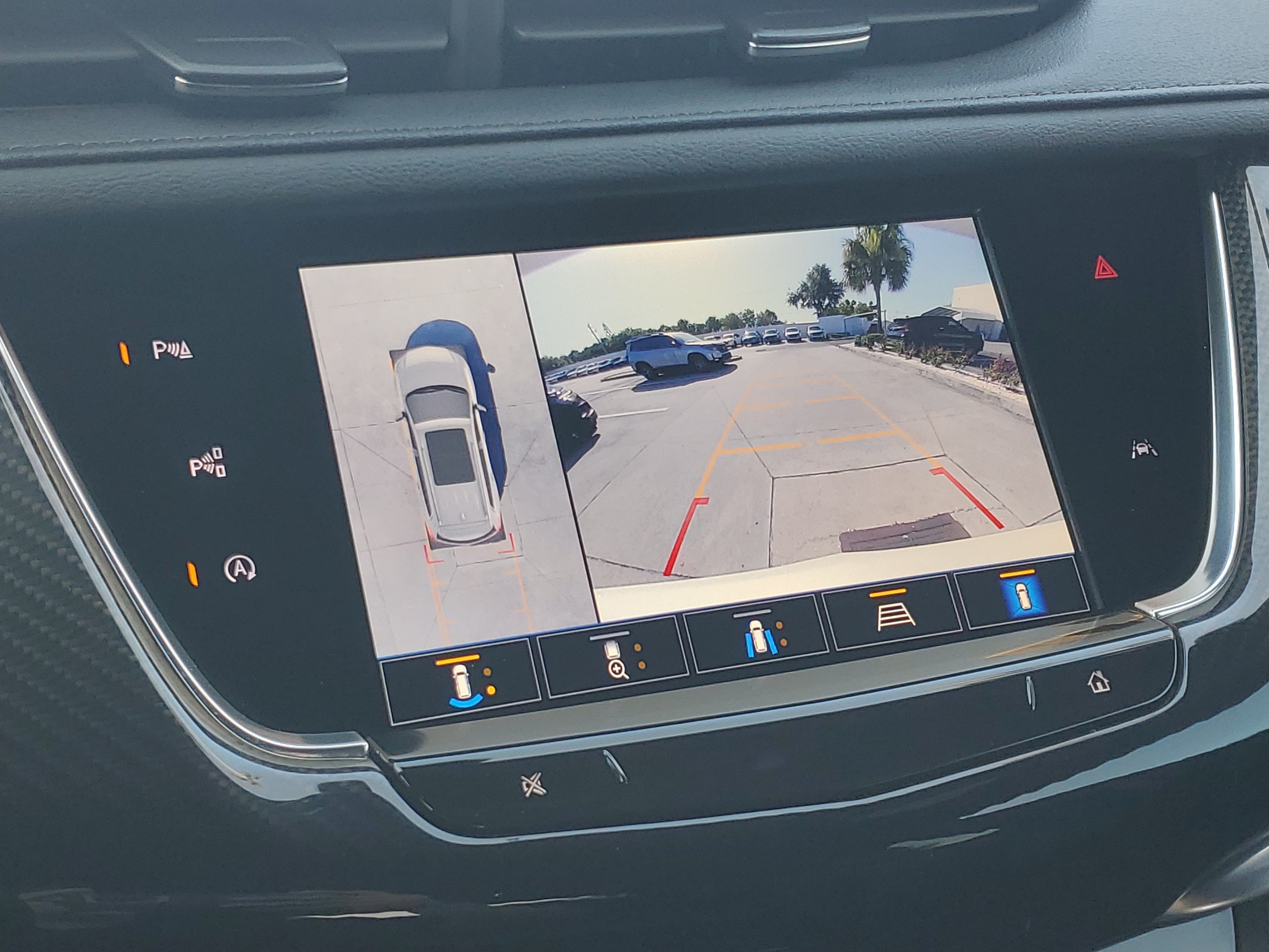 Used 2025 Cadillac XT6 Sport w/ LPO, Red Accent Package AWD/4WD image 30