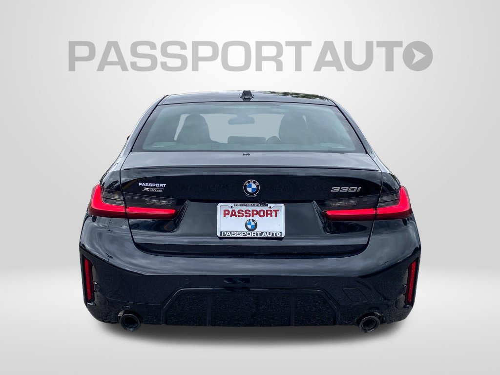 New 2026 BMW 330i xDrive Sedan w/ M Sport Package AWD/4WD image 5