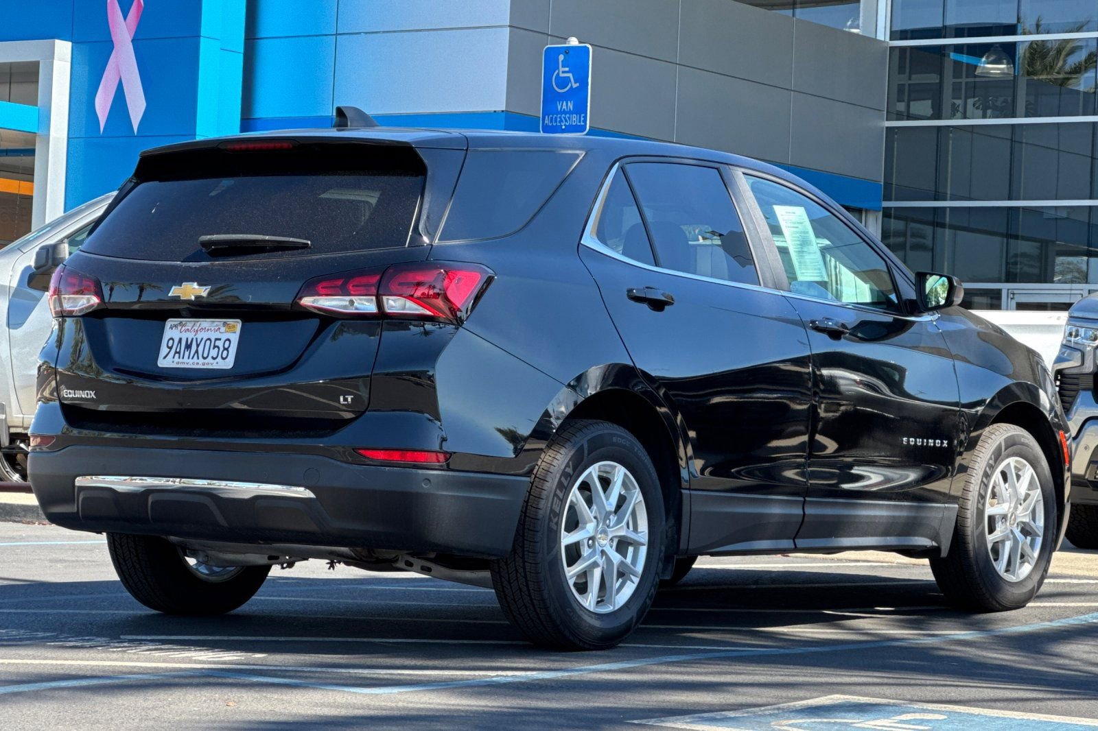 Certified 2022 Chevrolet Equinox LT image 3