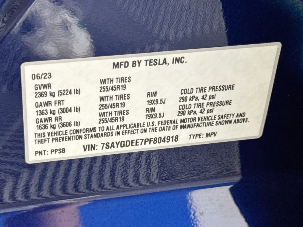 Used 2023 Tesla Model Y Long Range AWD/4WD image 32