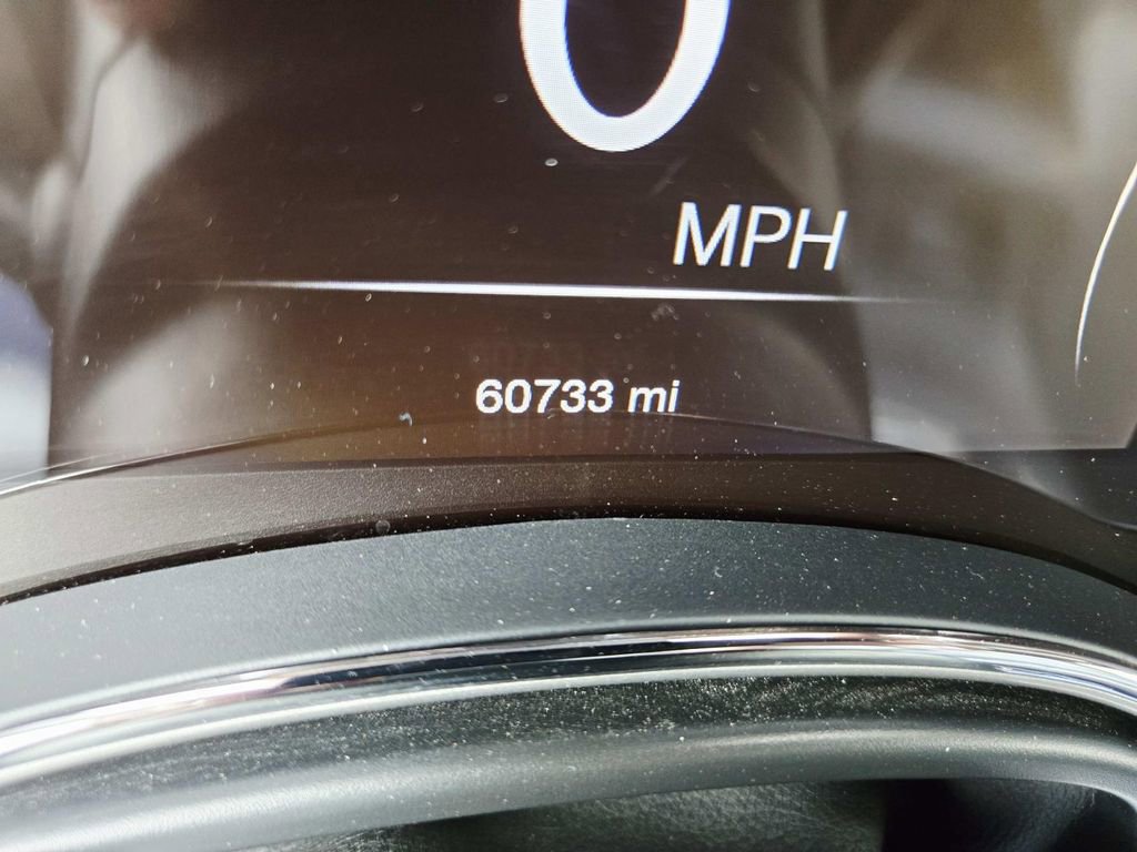 Used 2019 Jeep Grand Cherokee Limited image 24