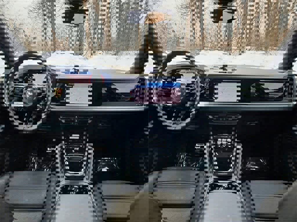 Used 2025 Porsche Cayenne S image 12