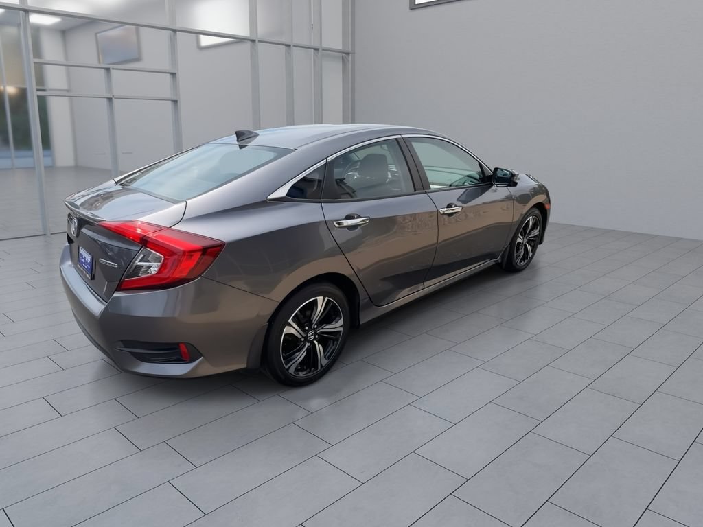 Used 2017 Honda Civic Touring image 8