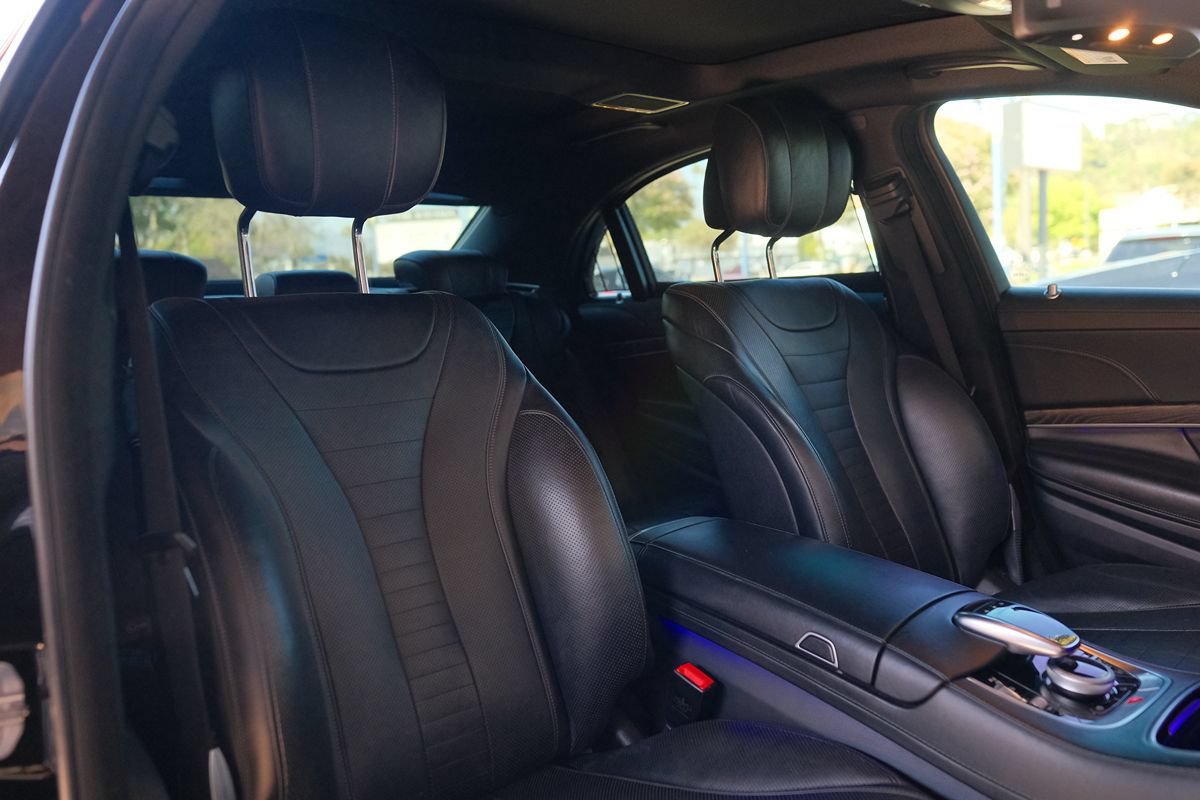 Used 2020 Mercedes-Benz S 560 Sedan image 29