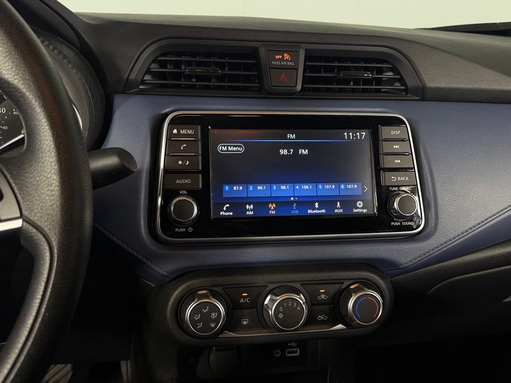 Used 2025 Nissan Versa SV FWD image 19