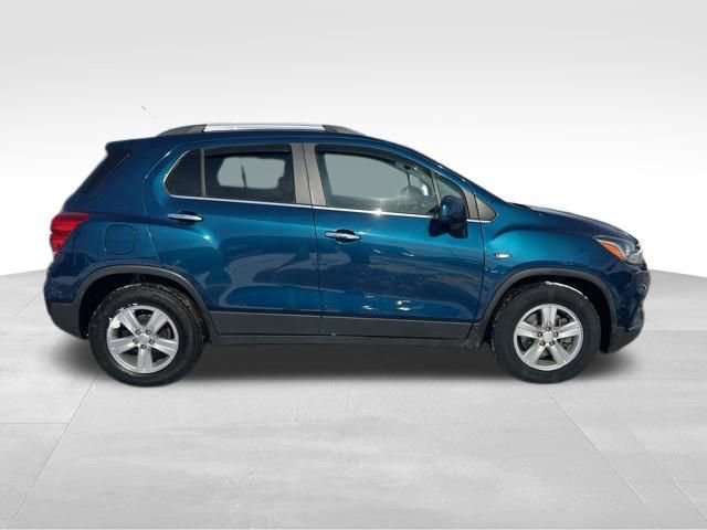 Used 2020 Chevrolet Trax LT w/ LT Convenience Package image 8