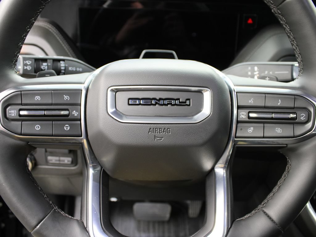 Used 2025 GMC Yukon Denali w/ Denali Reserve Package AWD/4WD image 63