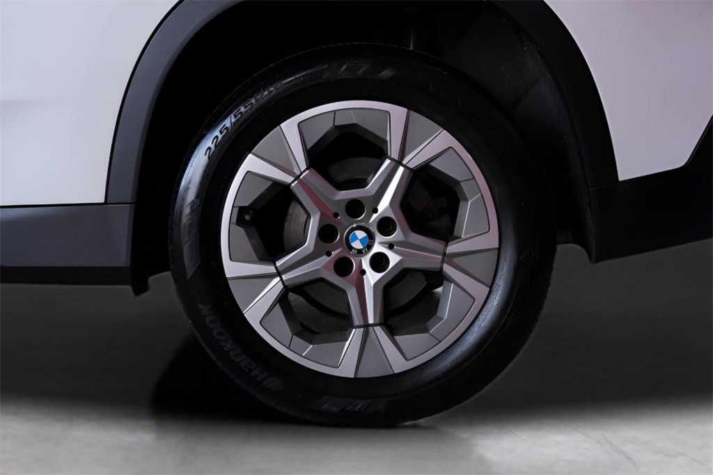 Used 2023 BMW X1 xDrive28i image 19