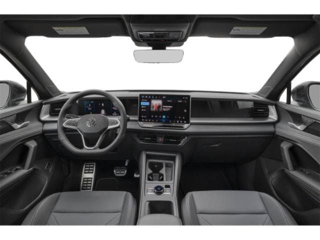 New 2026 Volkswagen Tiguan SE R-Line AWD/4WD image 8