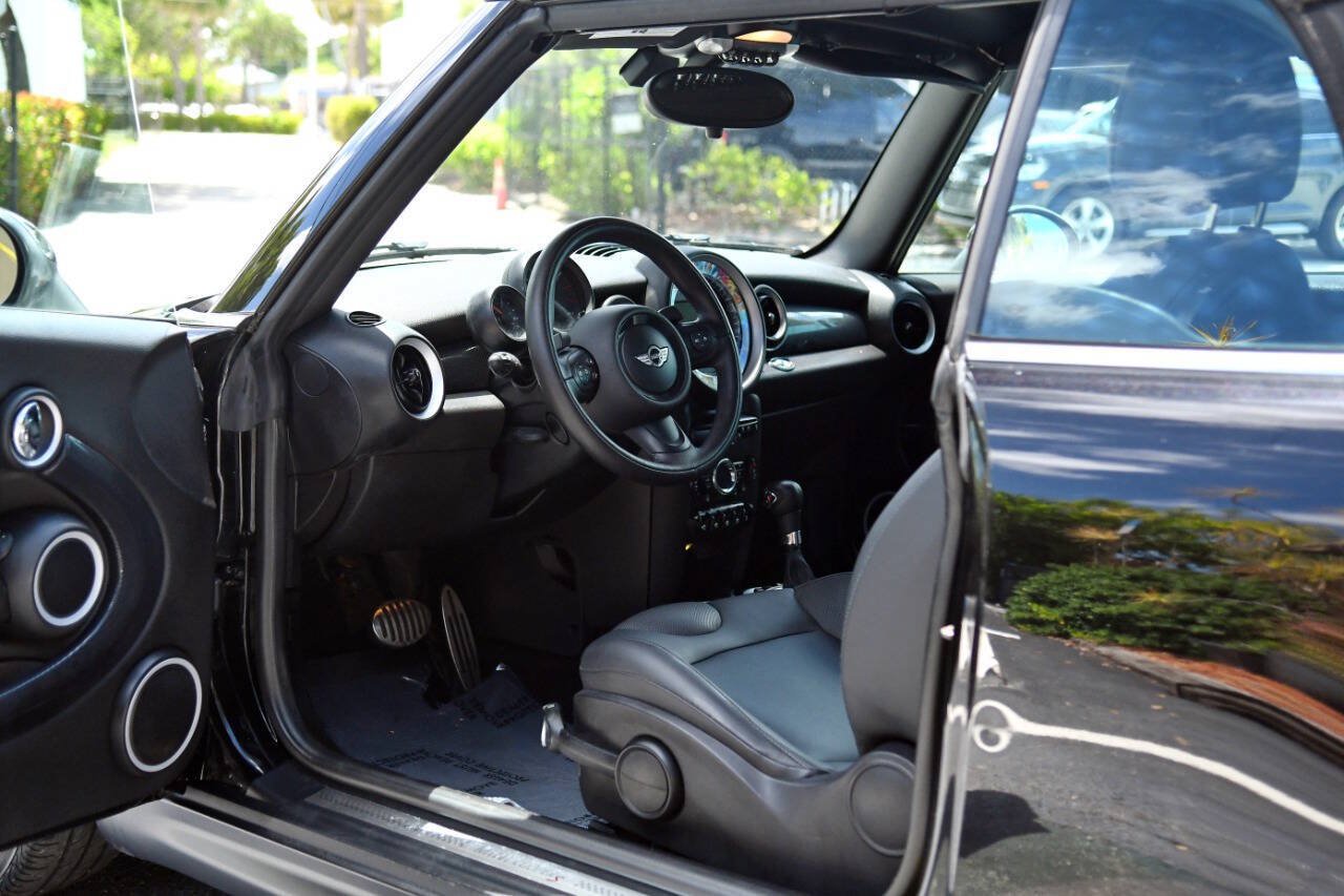 Used 2015 MINI Cooper S FWD image 37