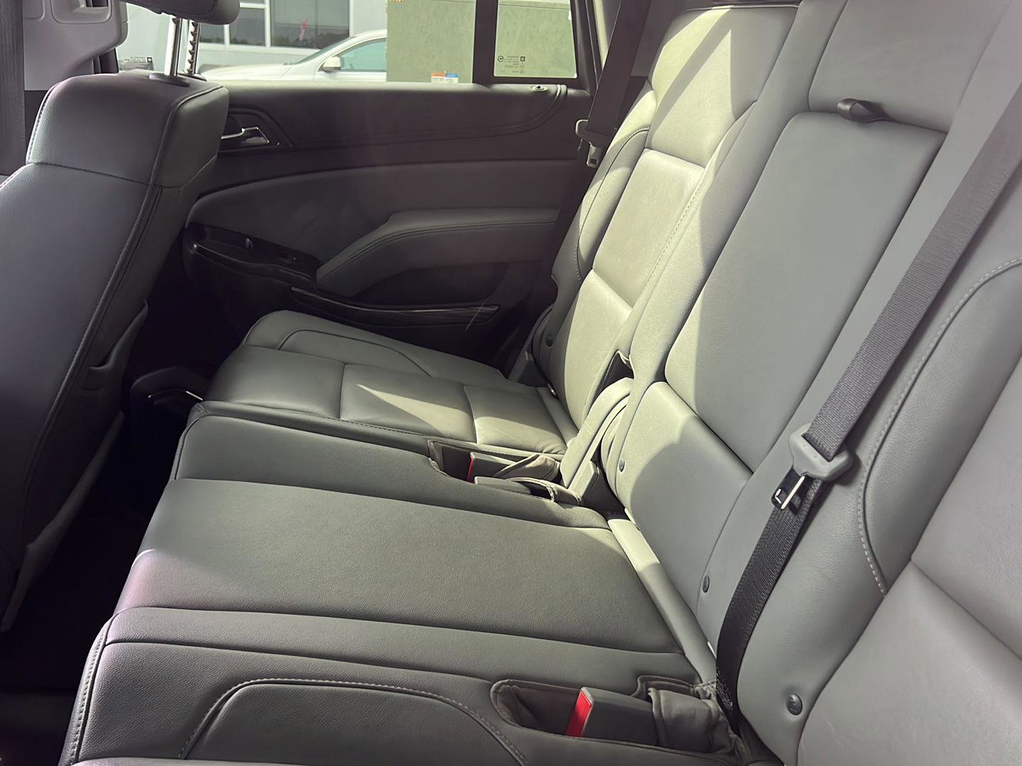 Used 2018 Chevrolet Tahoe LT RWD image 12
