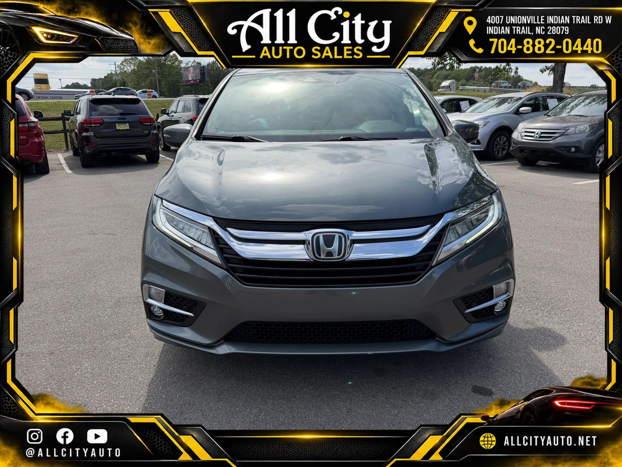 Used 2018 Honda Odyssey Elite image 2