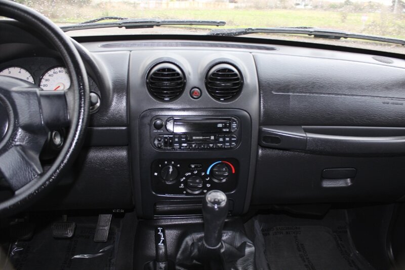 Used 2004 Jeep Liberty Sport w/ PWR Convenience Group AWD/4WD image 14