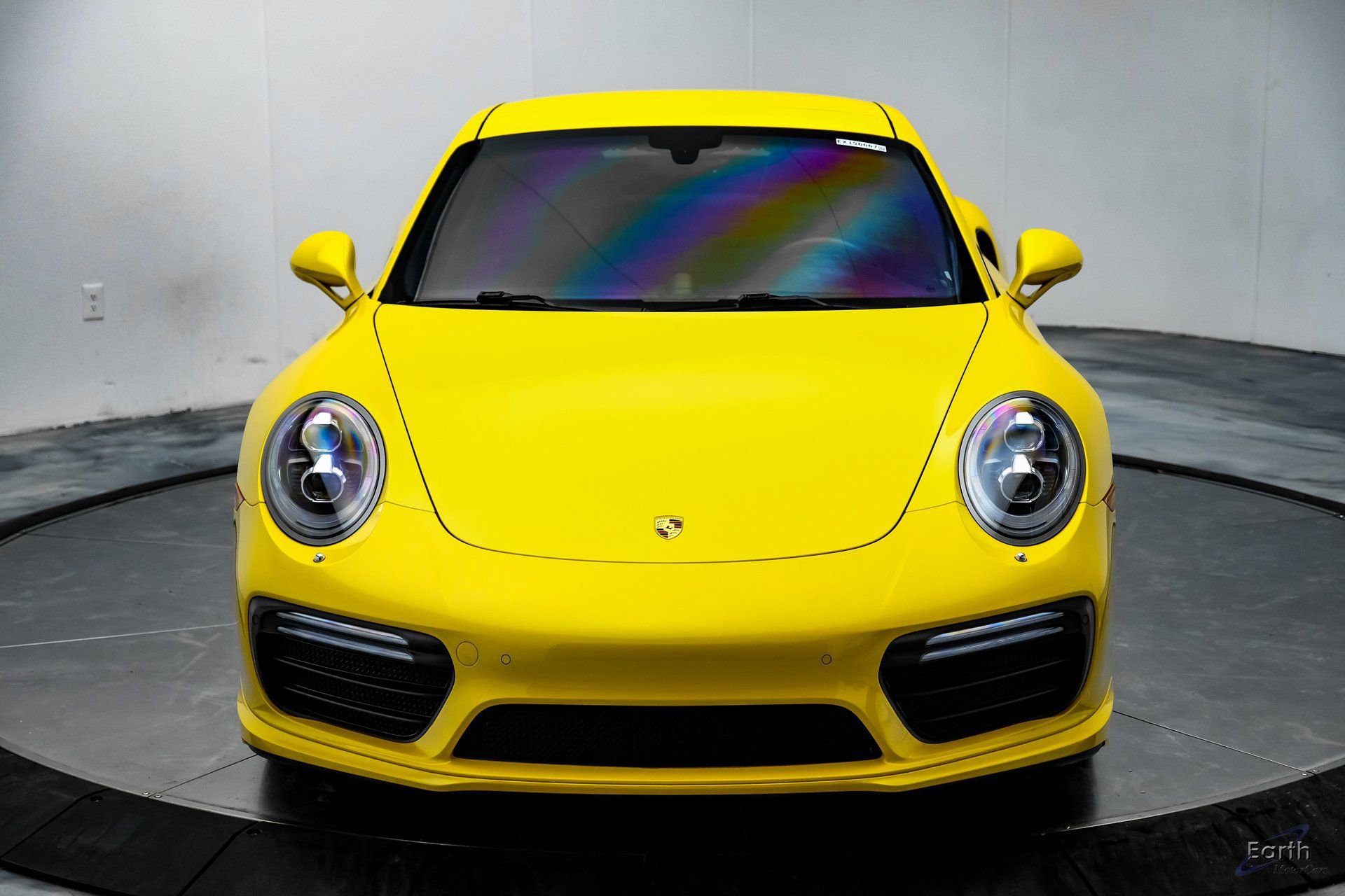 Used 2018 Porsche 911 Turbo S image 31