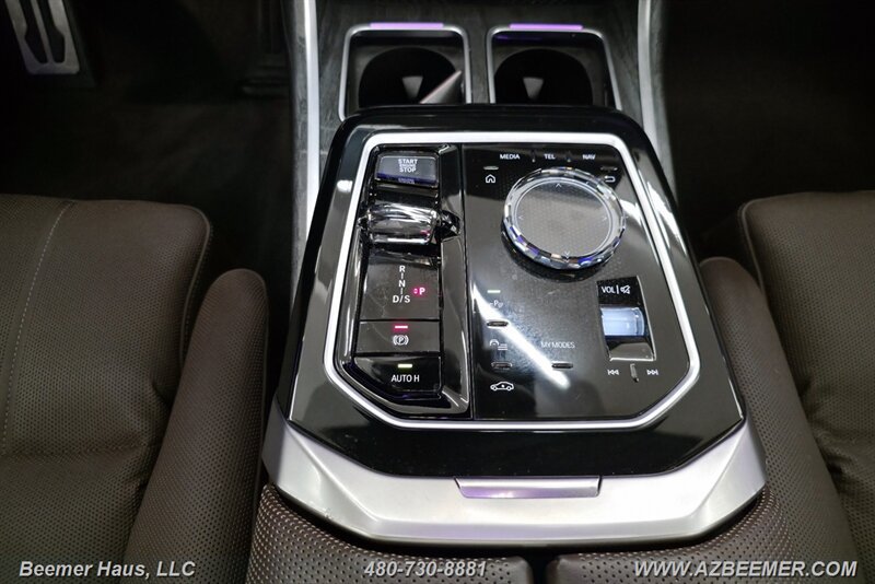 Used 2024 BMW 740i xDrive w/ Executive Package AWD/4WD image 20