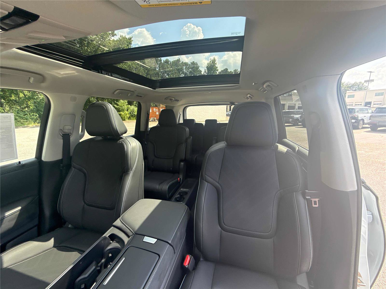 New 2027 INFINITI QX80 Luxe w/ Cargo Package RWD image 25