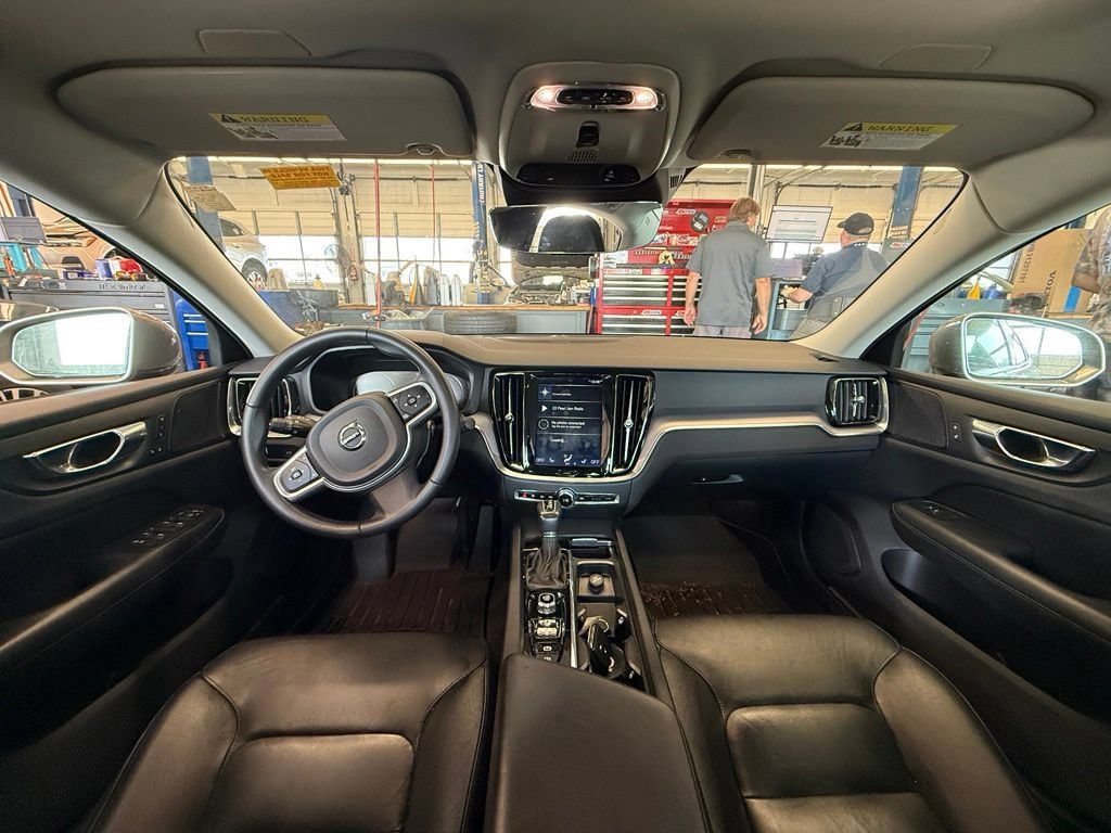 Used 2019 Volvo S60 T6 Momentum w/ Multimedia Package AWD/4WD image 7