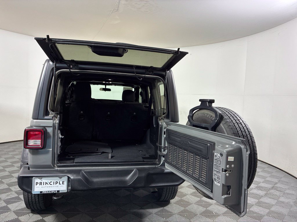 Used 2020 Jeep Wrangler Unlimited Sport AWD/4WD image 31