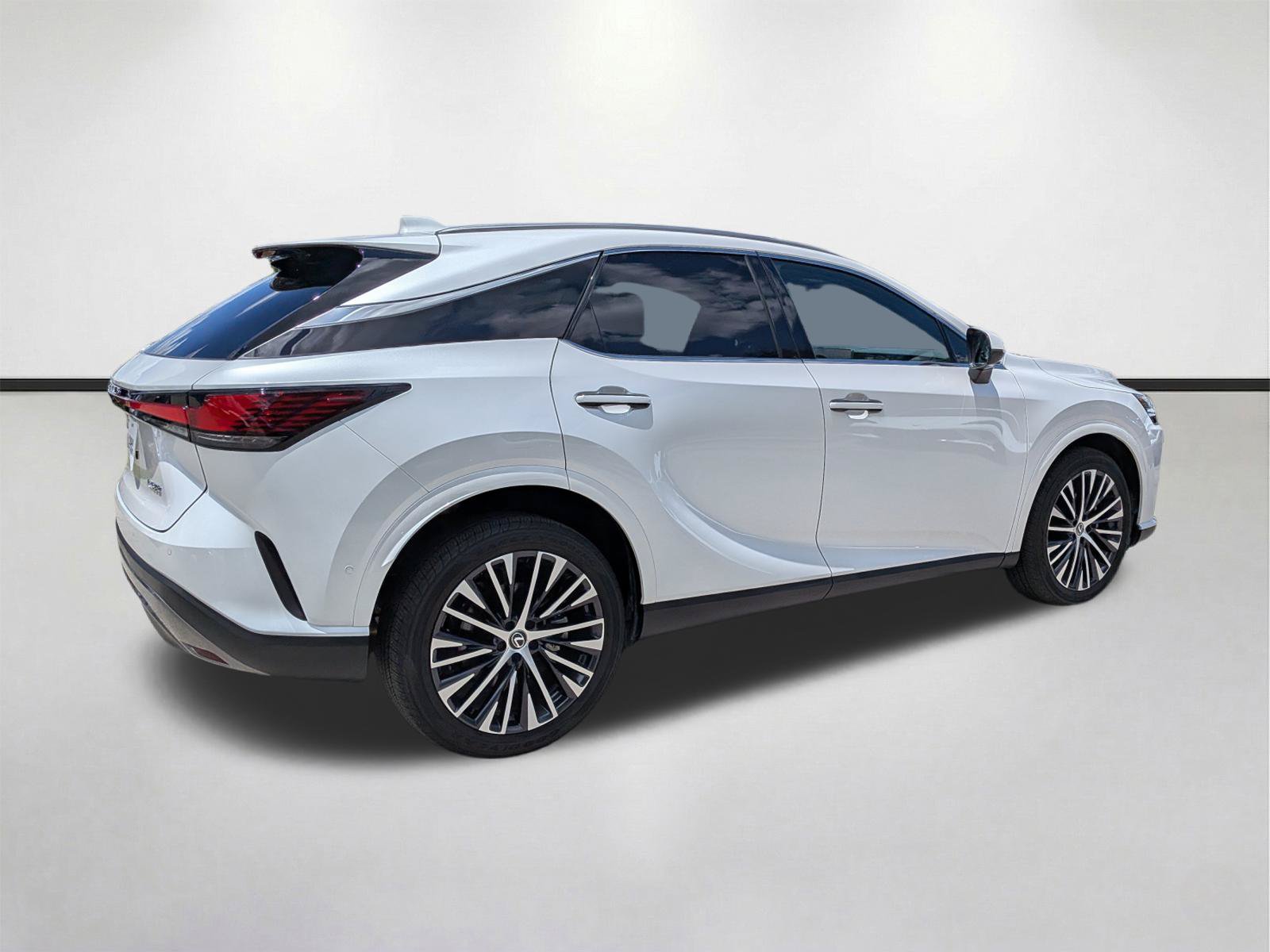 Used 2025 Lexus RX 350 Premium Plus w/ Convenience Package FWD image 4