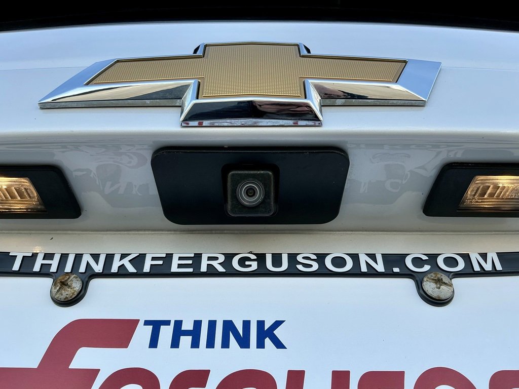 Used 2020 Chevrolet Suburban LT w/ Luxury Package image 15