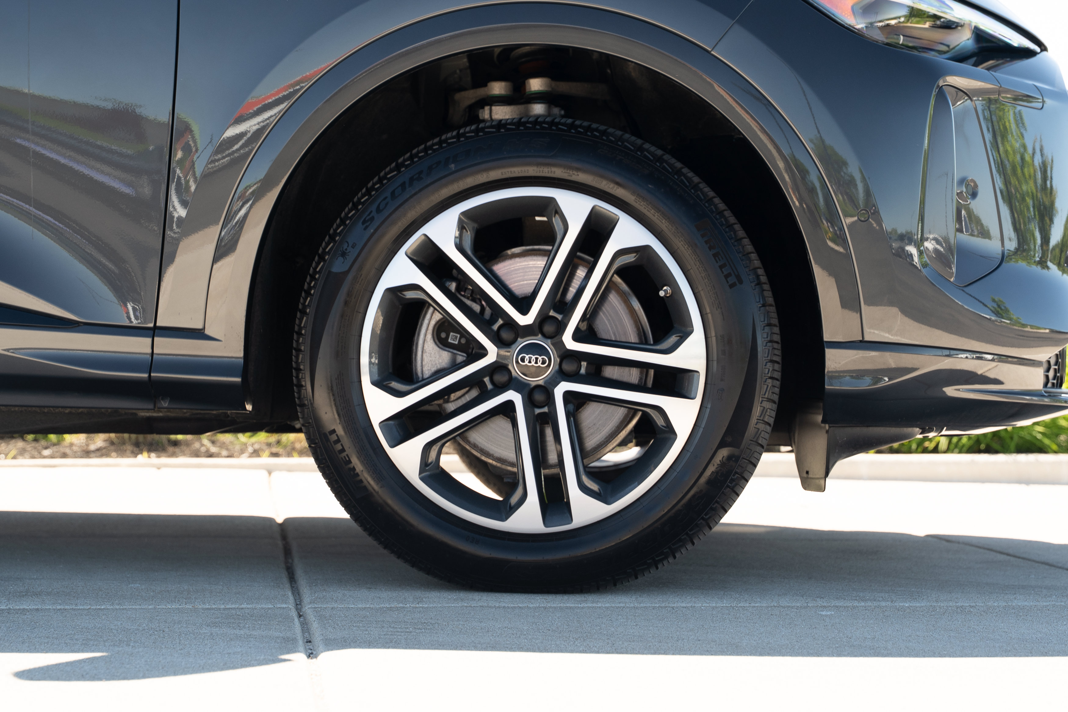 Certified 2025 Audi Q5 Premium w/ Premium Plus AWD/4WD image 32