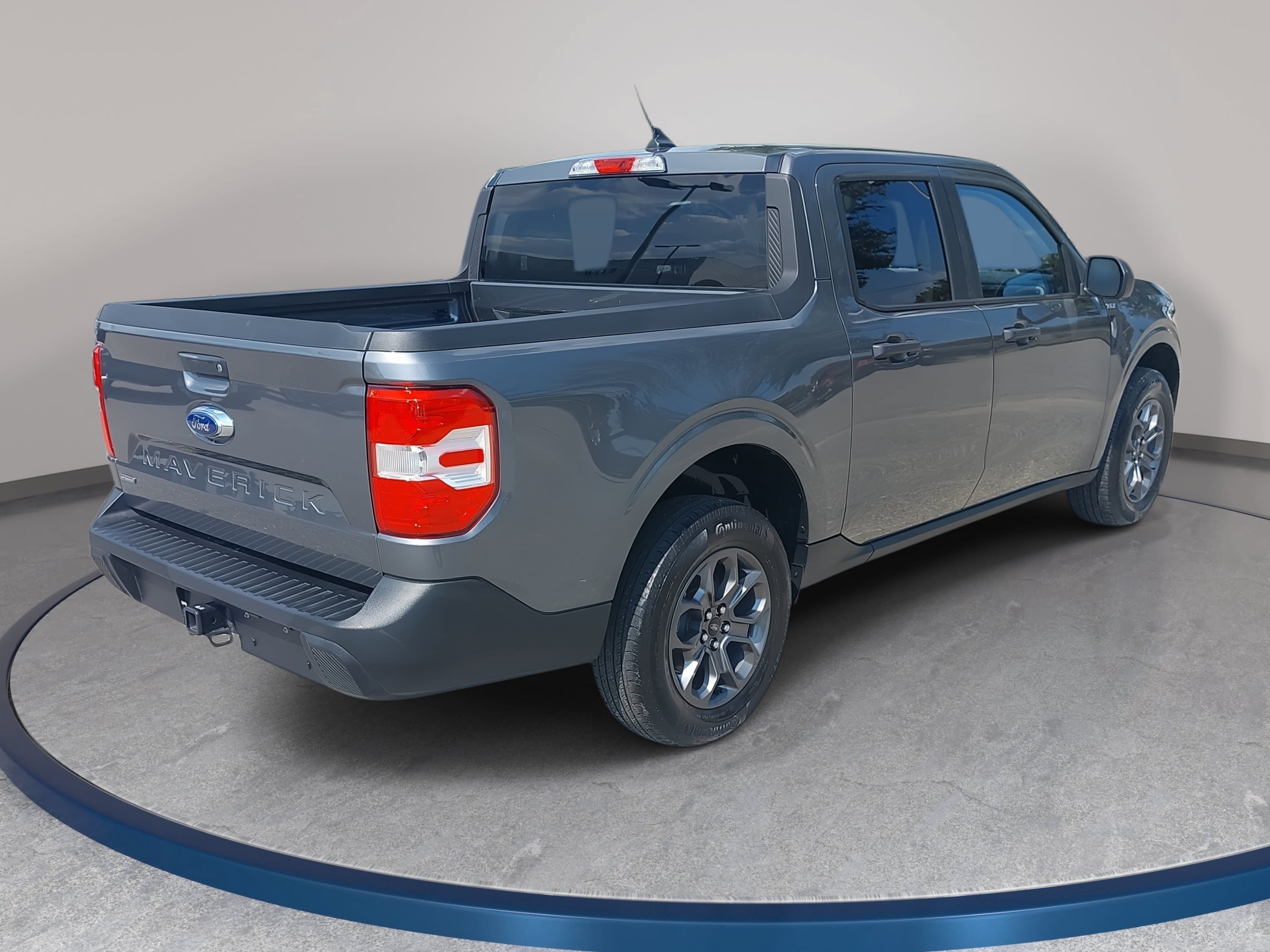 Used 2024 Ford Maverick XLT FWD image 5