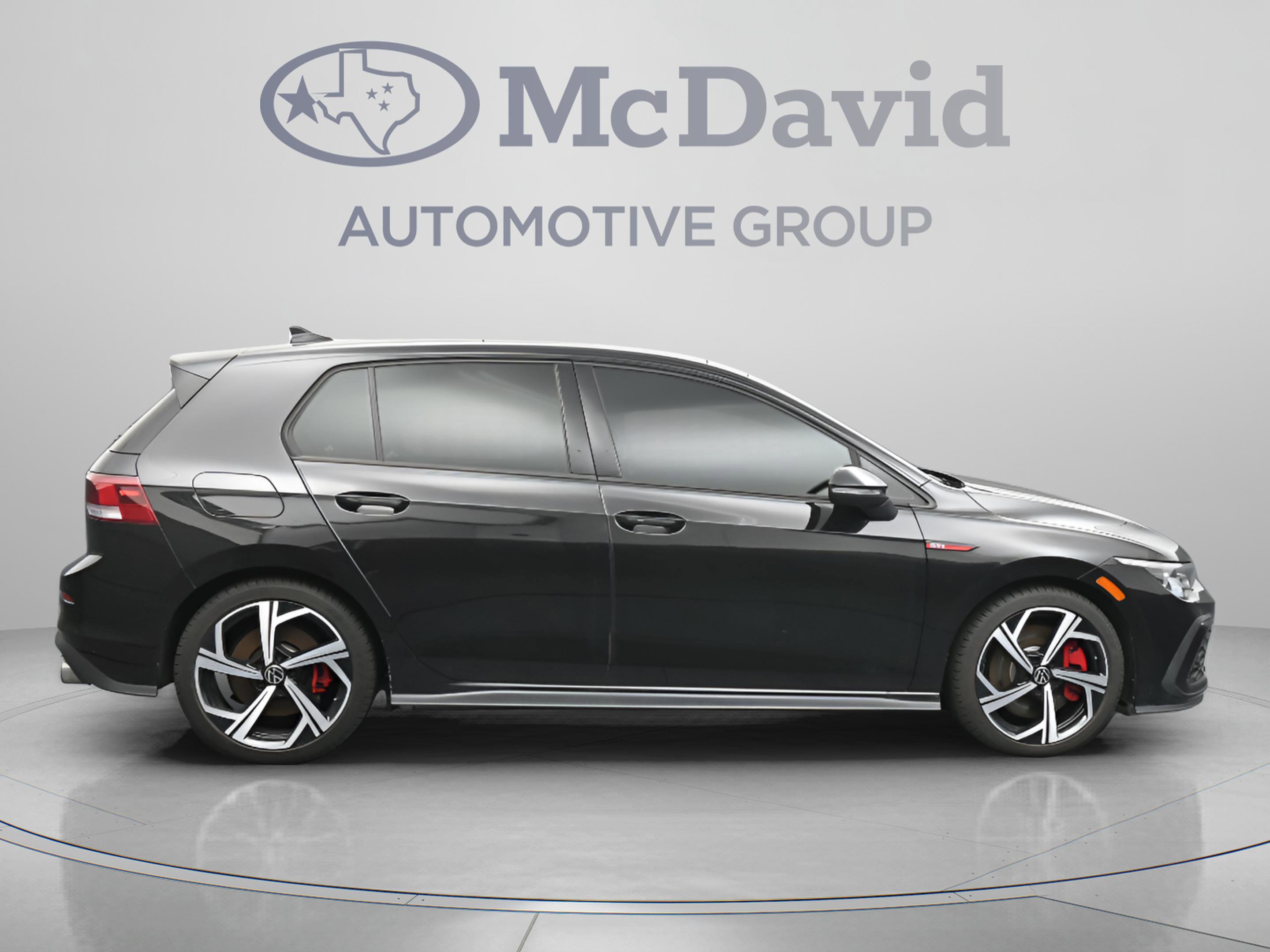 Used 2024 Volkswagen GTI SE FWD image 9