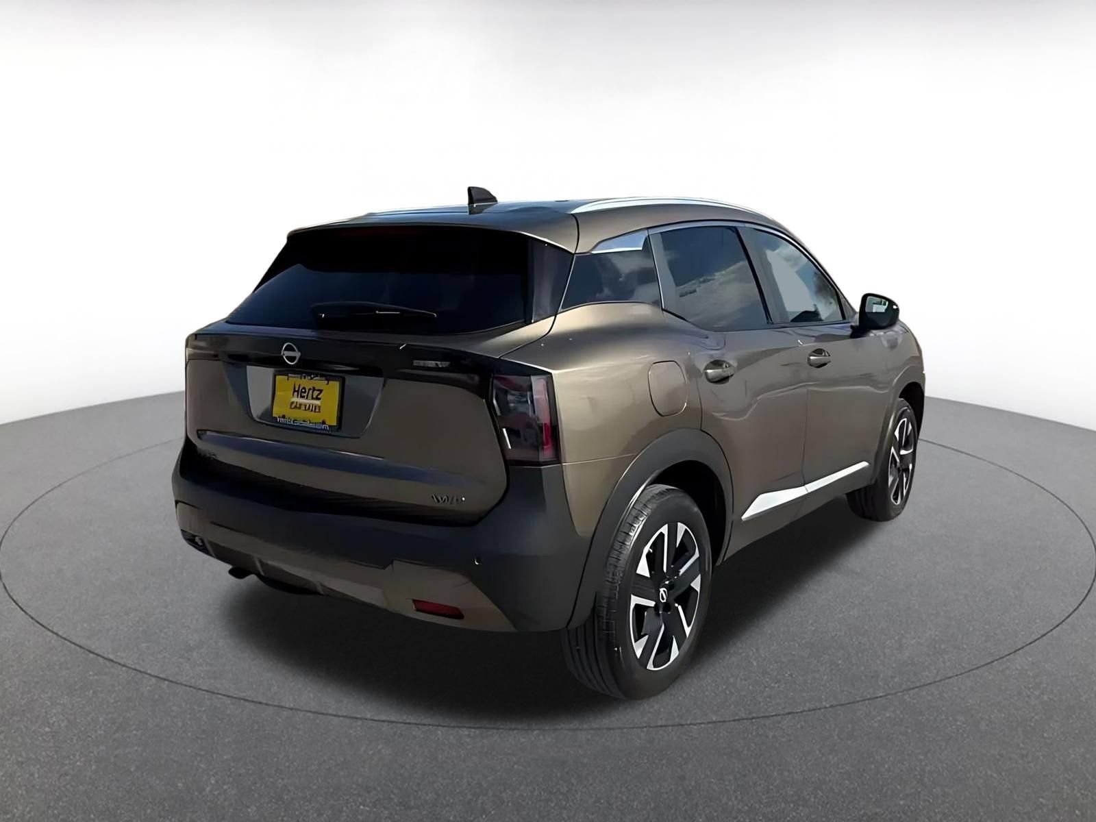 Used 2026 Nissan Kicks SV w/ Cold Weather Package AWD/4WD image 13