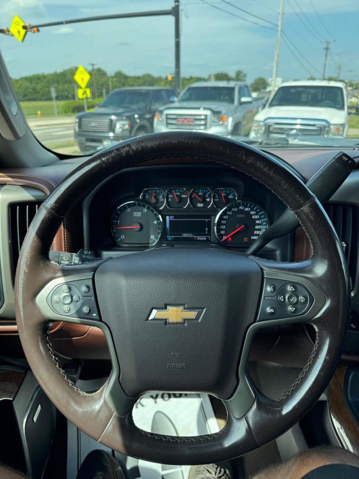 Used 2015 Chevrolet Silverado 2500 High Country w/ Duramax Plus Package AWD/4WD image 13