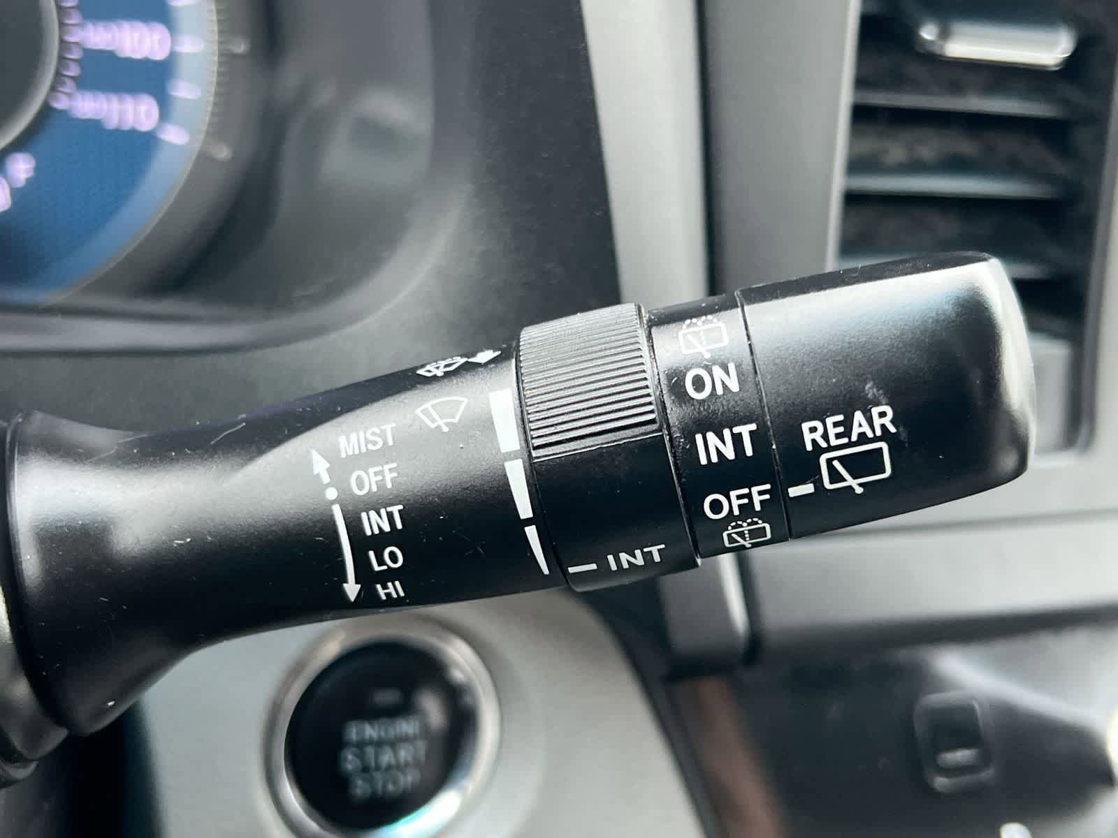 Used 2015 Toyota Sienna XLE Premium image 25