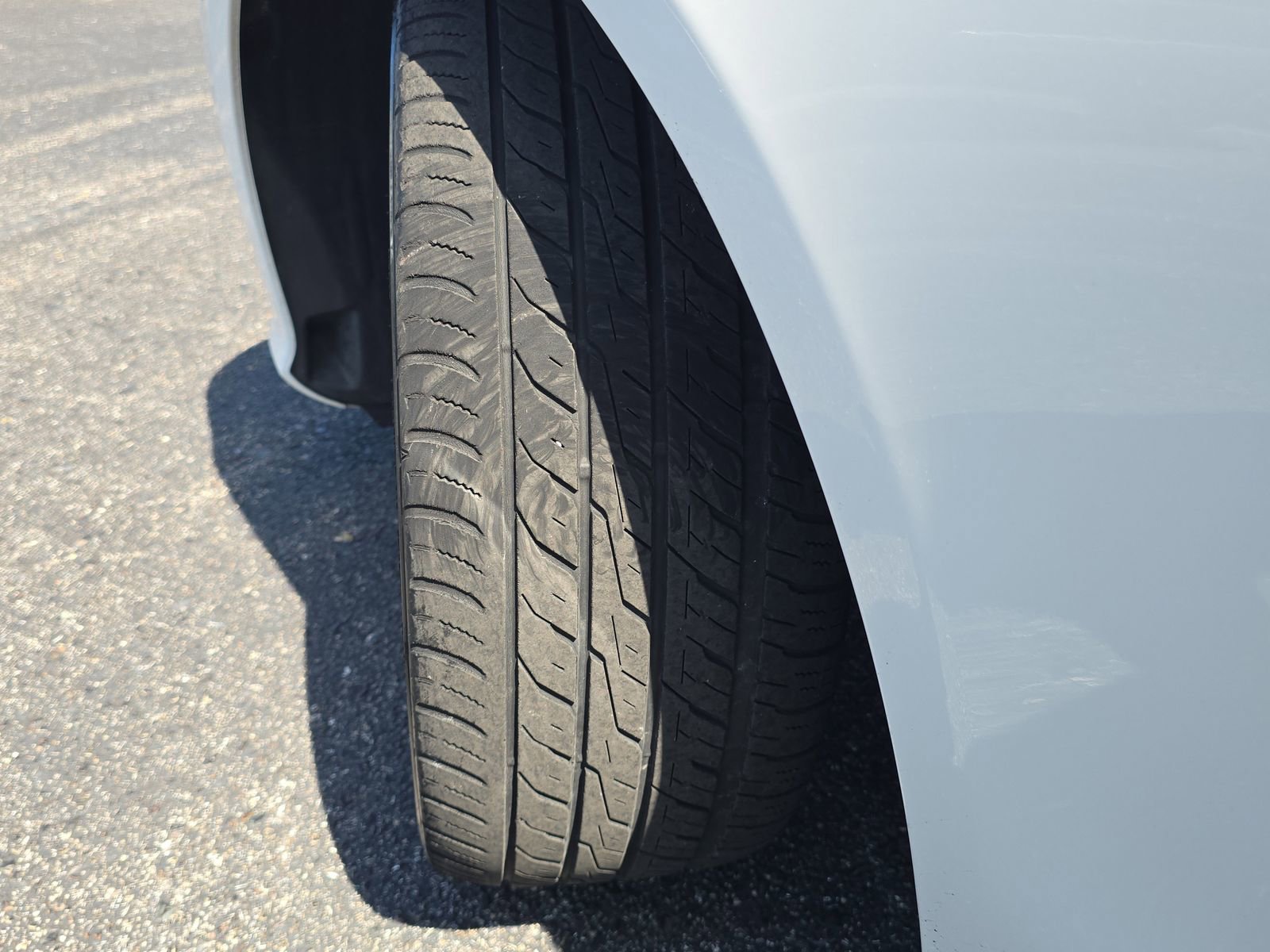 Used 2014 Mercedes-Benz E 350 4MATIC Sedan image 28