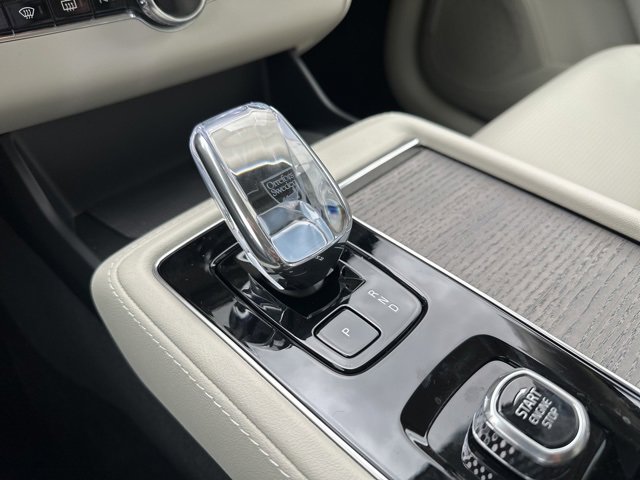 New 2026 Volvo XC90 B6 Ultra image 14