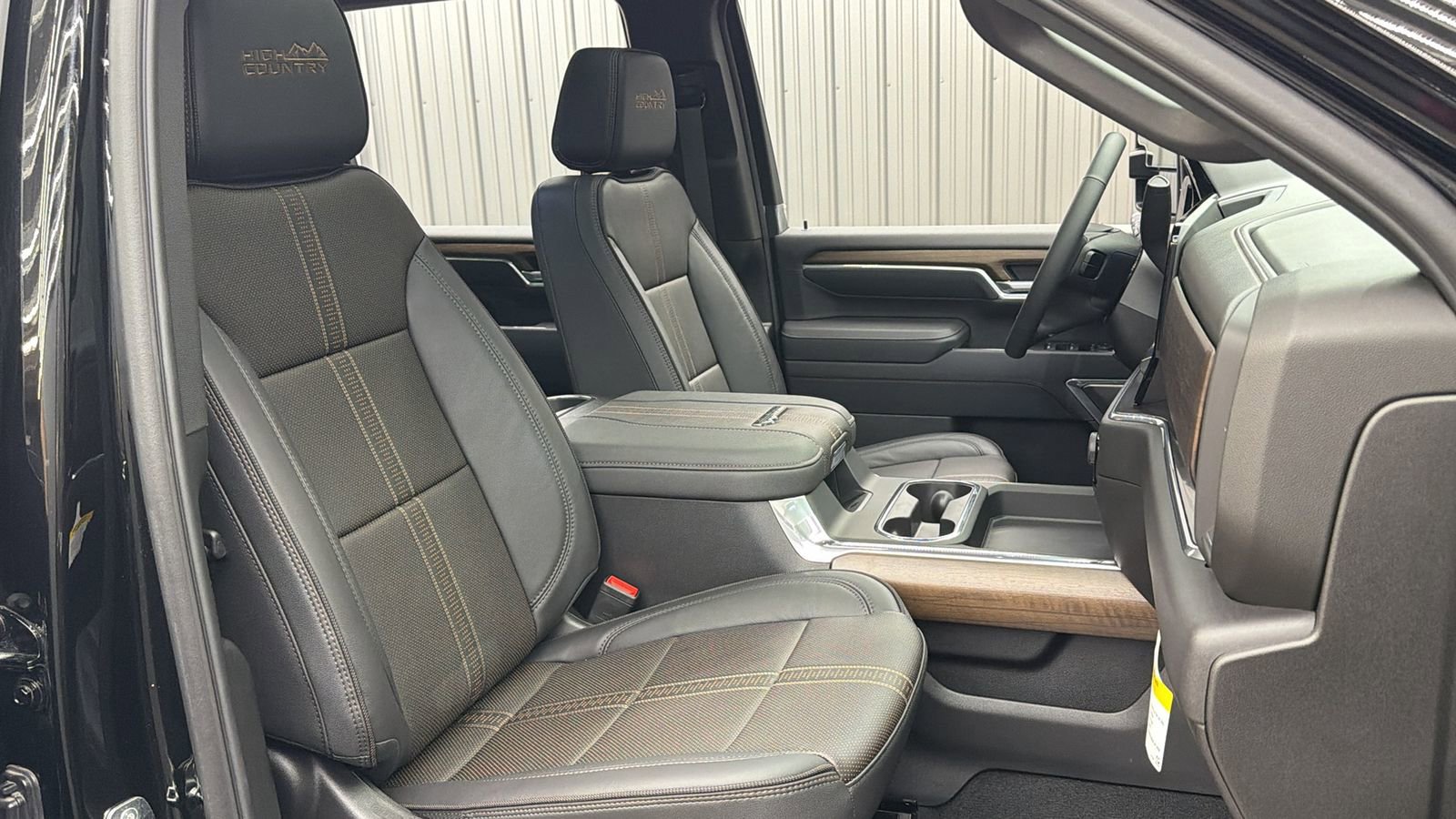 Used 2025 Chevrolet Silverado 2500 High Country w/ Technology Package image 41