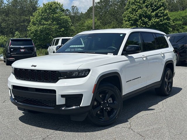 Used 2023 Jeep Grand Cherokee L Laredo