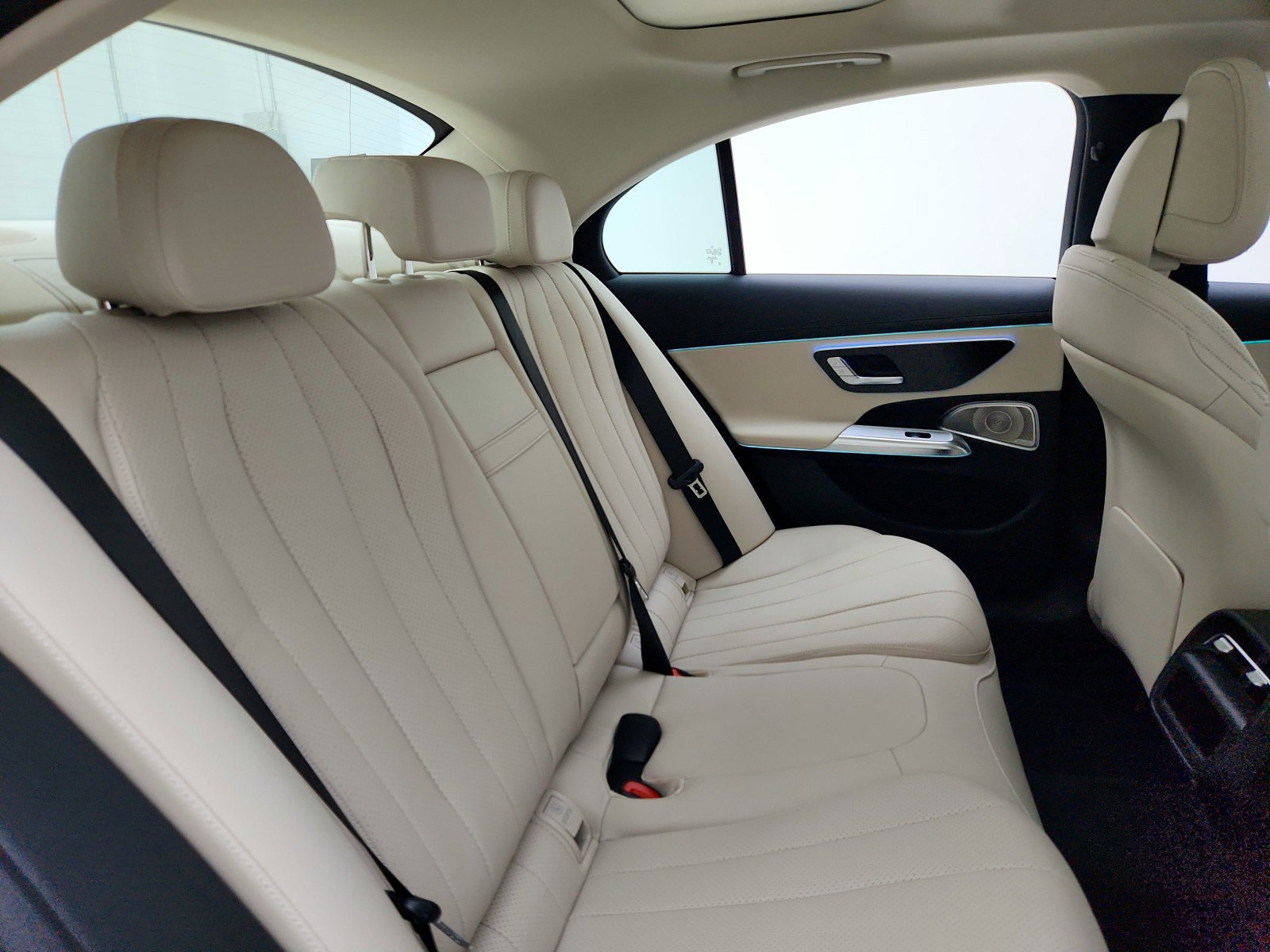 New 2026 Mercedes-Benz E 350 Sedan image 21
