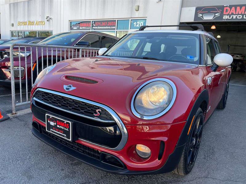 Used 2017 MINI Cooper Clubman S image 2