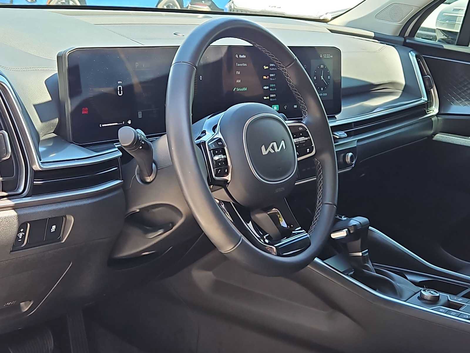 Certified 2025 Kia Sorento S FWD image 2