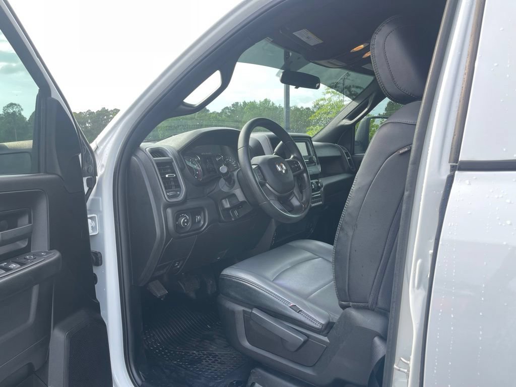 Used 2024 RAM 2500 Tradesman w/ Chrome Appearance Group AWD/4WD image 36