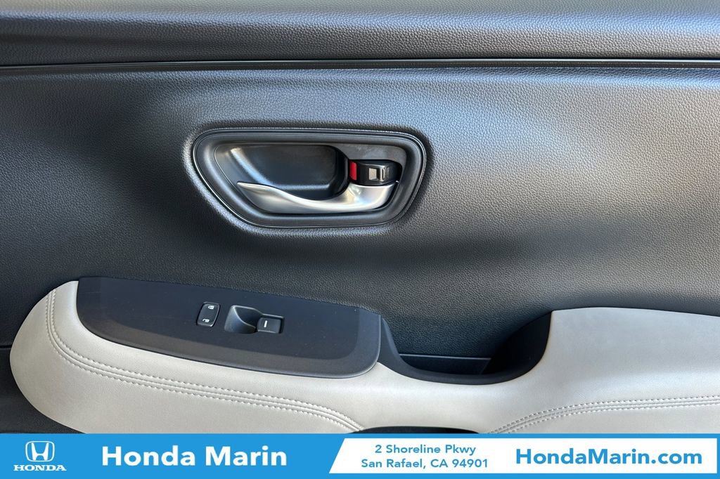 Certified 2025 Honda HR-V LX image 22