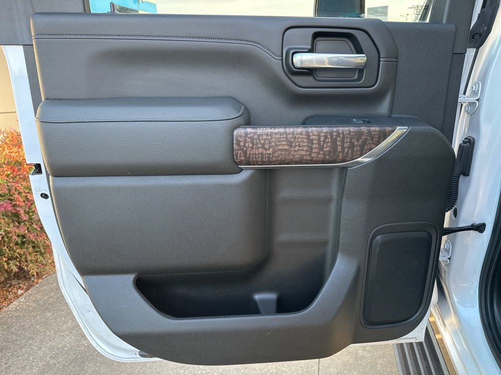 Used 2022 GMC Sierra 2500 Denali w/ Denali Ultimate Package image 9