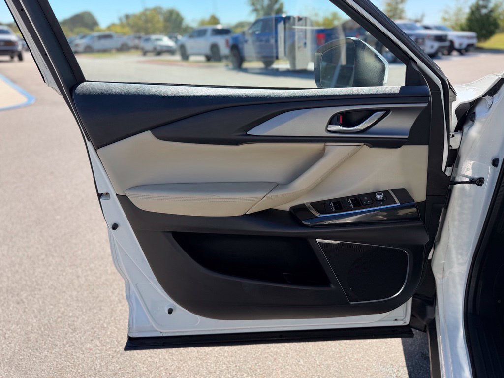 Used 2018 MAZDA CX-9 Touring w/ Touring Premium Package FWD image 24