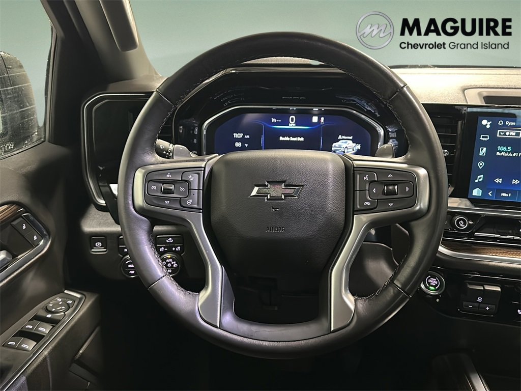 Used 2023 Chevrolet Silverado 1500 RST image 5