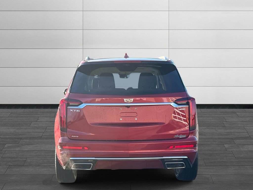 Used 2020 Cadillac XT6 Premium Luxury image 4