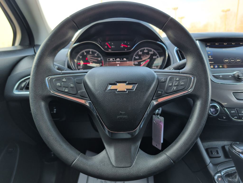Used 2019 Chevrolet Cruze LT w/ LT Fleet Convenience Package image 11