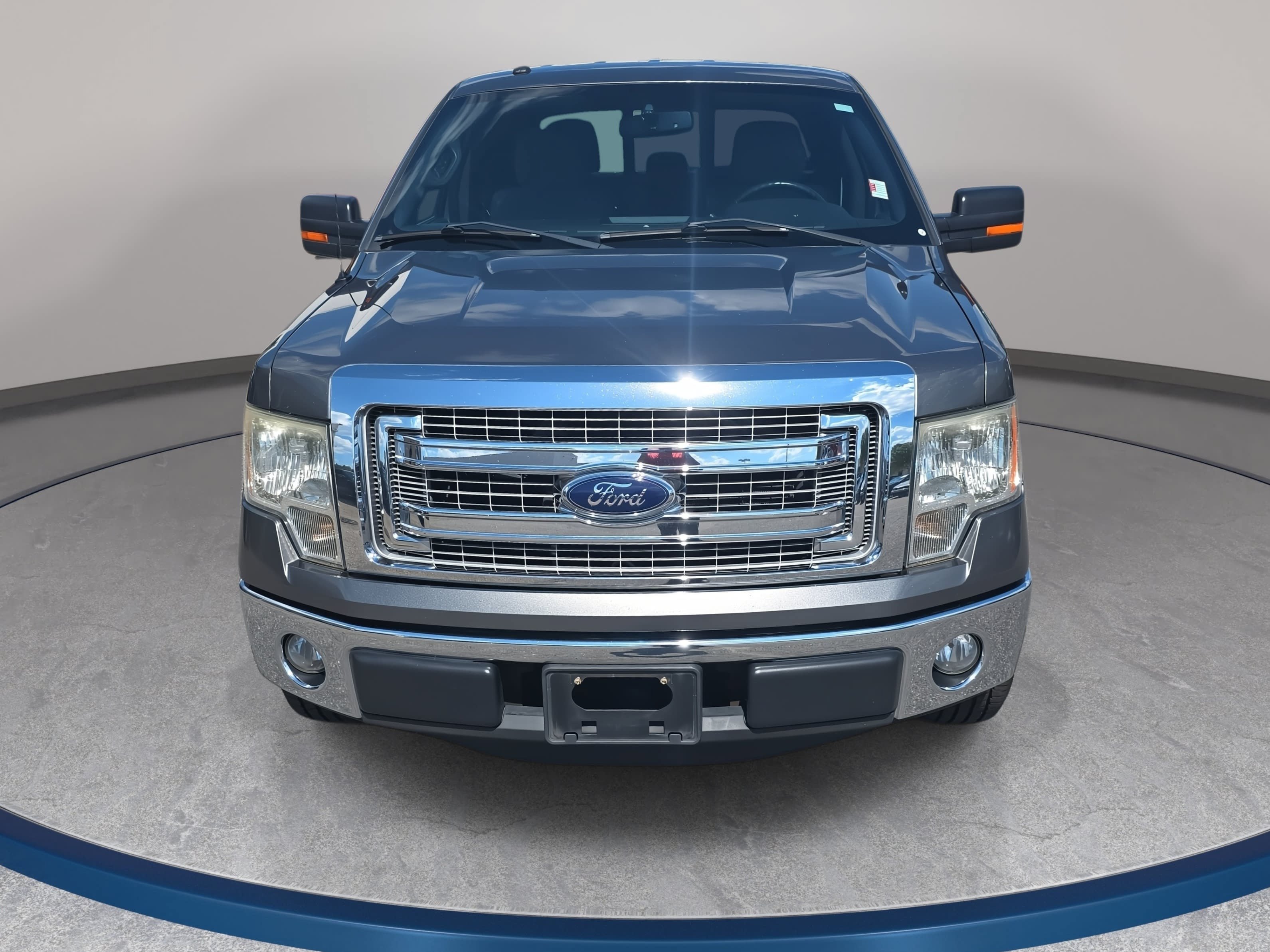 Used 2013 Ford F150 XLT w/ Luxury Equipment Group RWD image 2