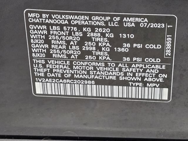 Used 2024 Volkswagen Atlas Cross Sport SEL R-Line AWD/4WD image 35