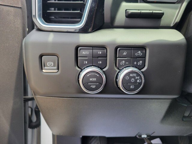 Used 2024 GMC Sierra 2500 Denali Ultimate AWD/4WD image 15